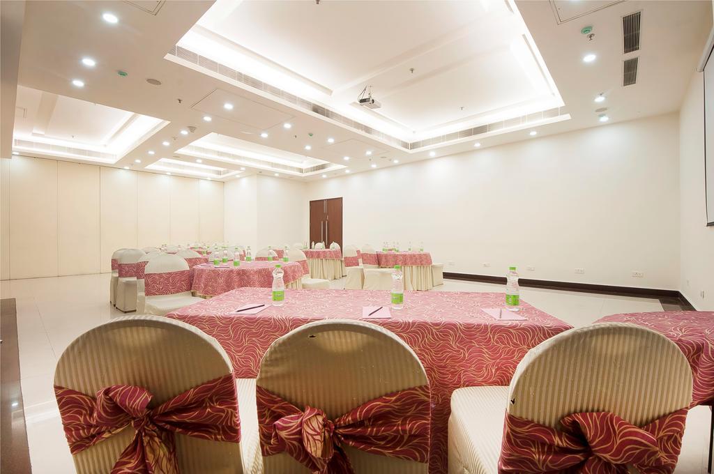 ניו דלהי Hotel Regent Grand מראה חיצוני תמונה