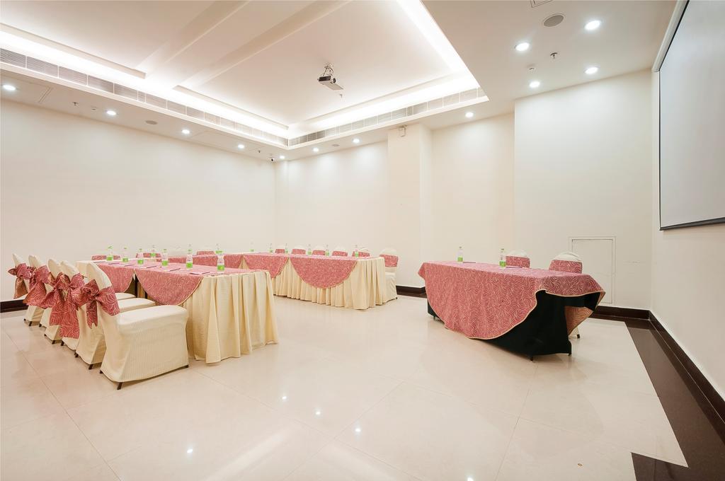 ניו דלהי Hotel Regent Grand מראה חיצוני תמונה
