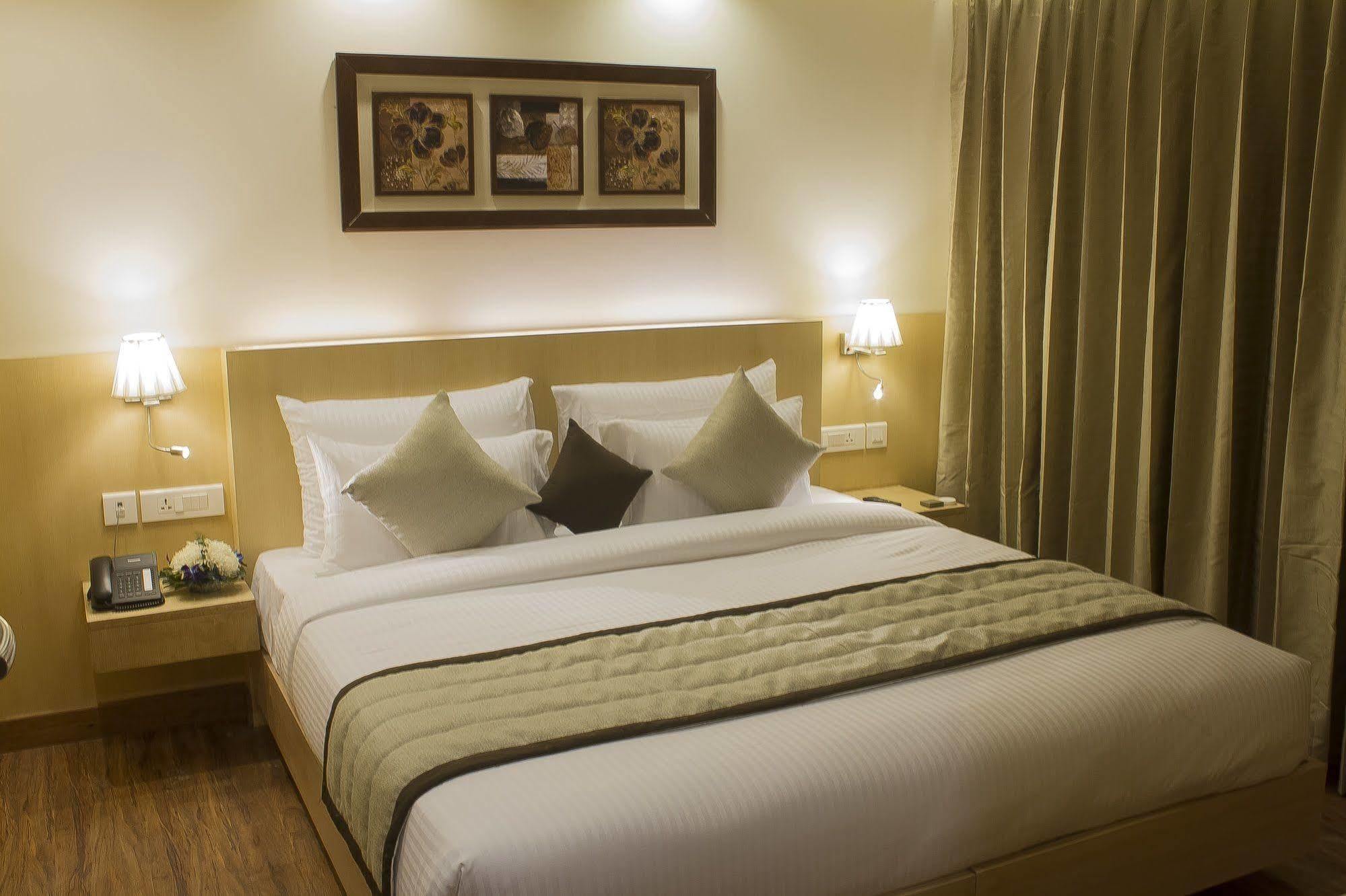 ניו דלהי Hotel Regent Grand מראה חיצוני תמונה